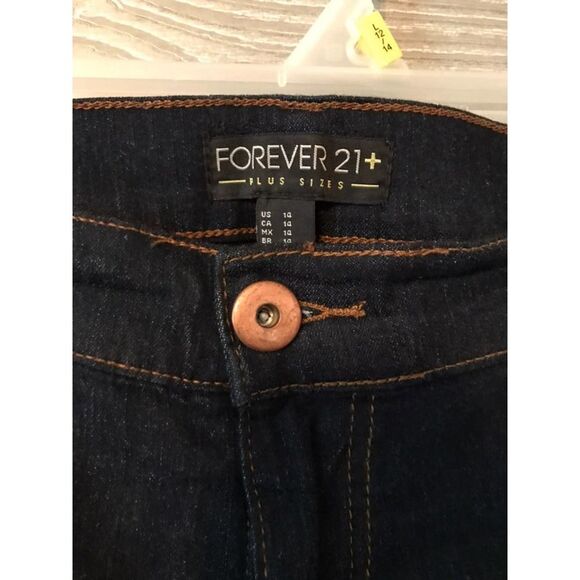 Forever 21 plus size jeans - Picture 2 of 3